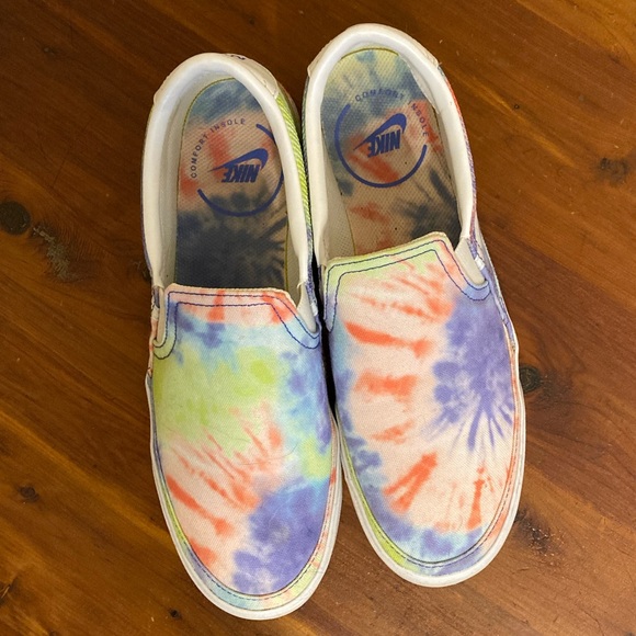 Tie Dye Nike Slip On Court Shoes—New Condition! - Picture 3 of 5